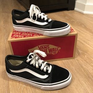 Vans Old Skool Black/ White Classic 6.5US 36.5EUR